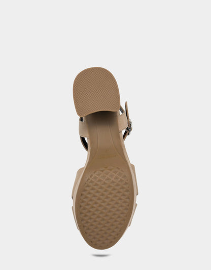 Aerosoles Platform Sandal in Beige